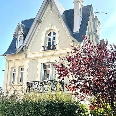 77 Vh - Piscine - Plein Centre