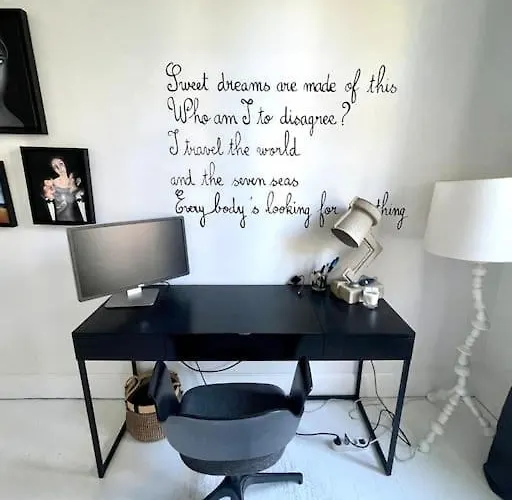 77 Vh - Piscine - Plein Centre