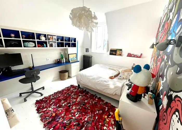 77 Vh - Piscine - Plein Centre 빌라 *