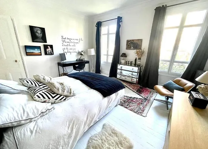 77 Vh - Piscine - Plein Centre 빌라 *