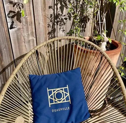 77 Vh - Piscine - Plein Centre