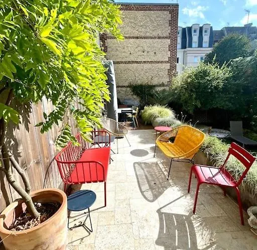 77 Vh - Piscine - Plein Centre